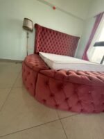 Round Tufted Pink Premium Box bed - Image 3