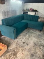 Stylish L-Shape Sofa In Teal Green Fabric - Image 3